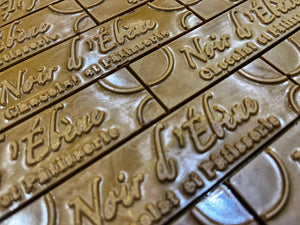 Milk Chocolate : Golden Milk  Petite Bar - Vegan