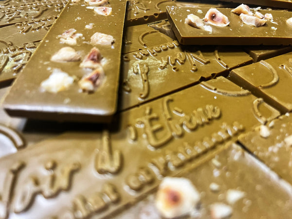 Milk Chocolate : Golden Milk  Petite Bar - Vegan