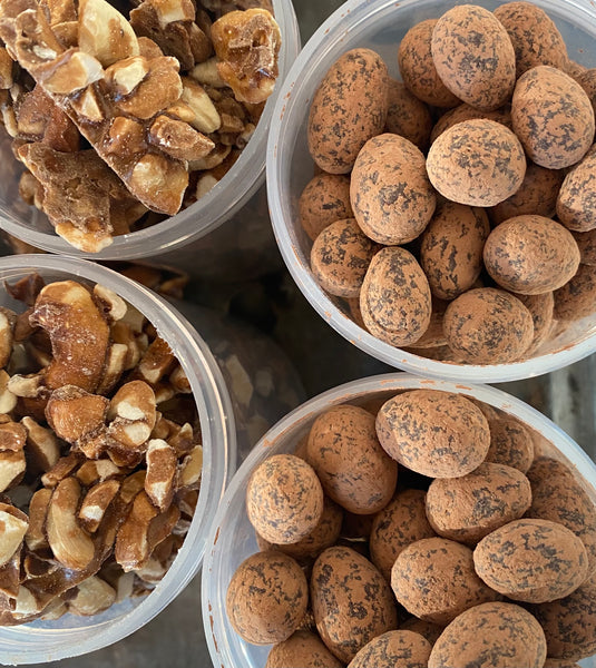 Confections : Nuts